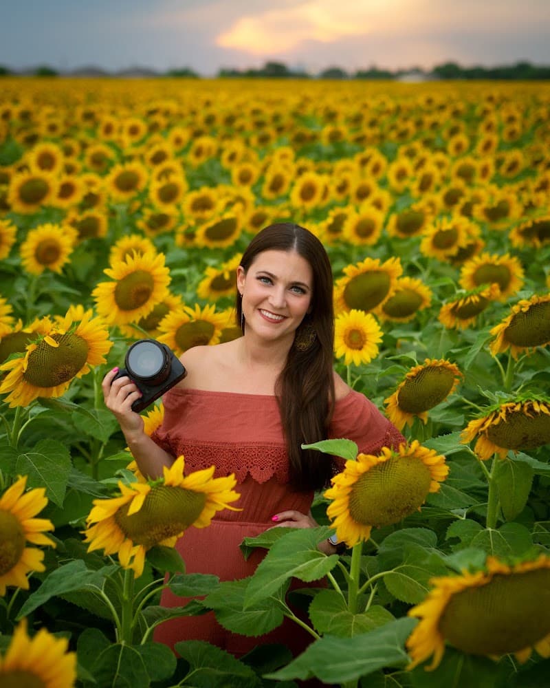 I Come To Thee Photography LLC cover