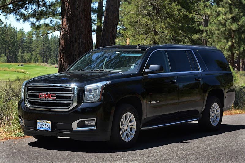 Executive Limousine Service cover