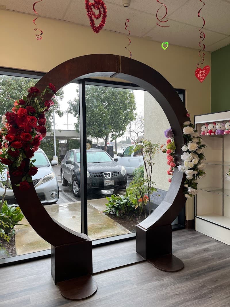 Dianas Flowers cover