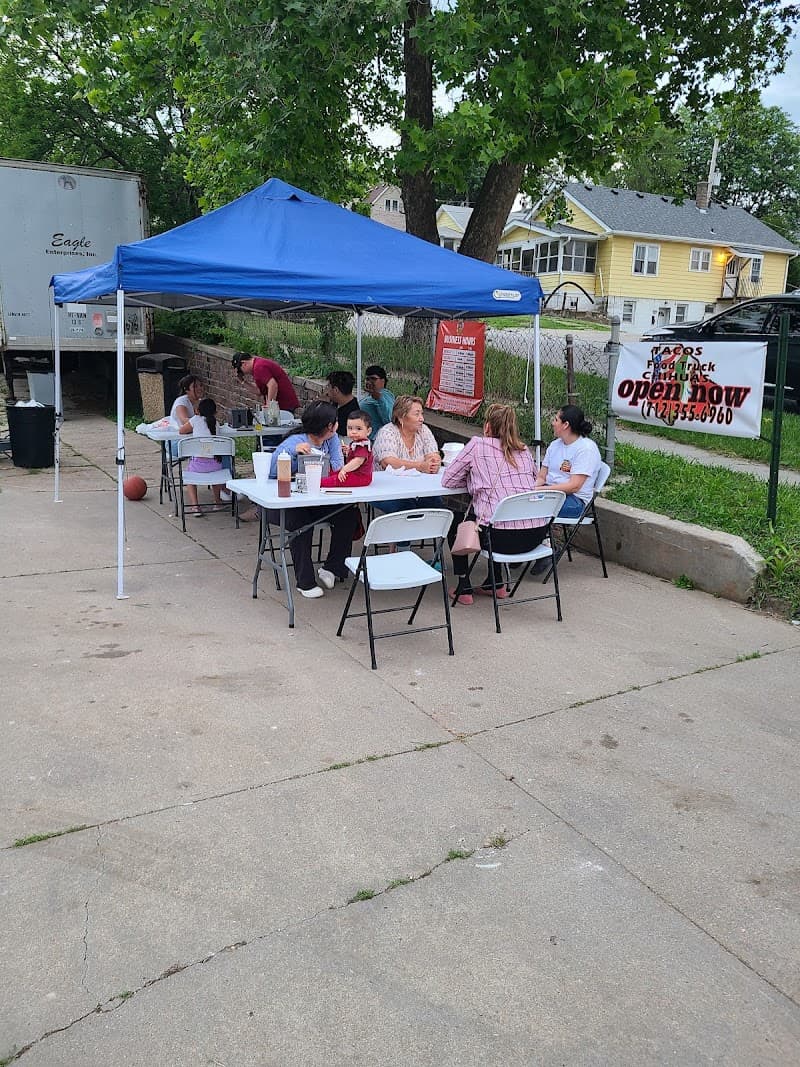 Food truck tacos chihuas cover