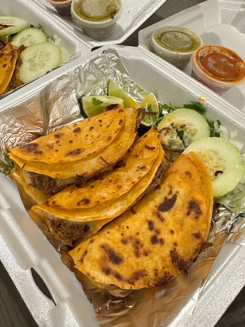 Tacos El Paisa Food Truck cover