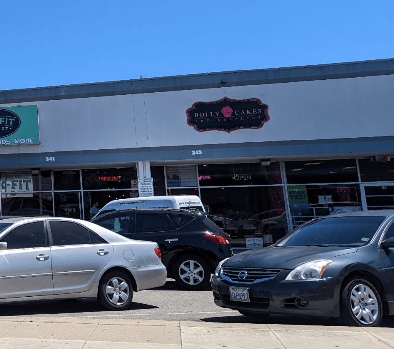 Dolly Cakes And Supplies cover