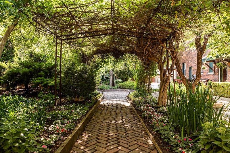 The Bohemian Gardens cover