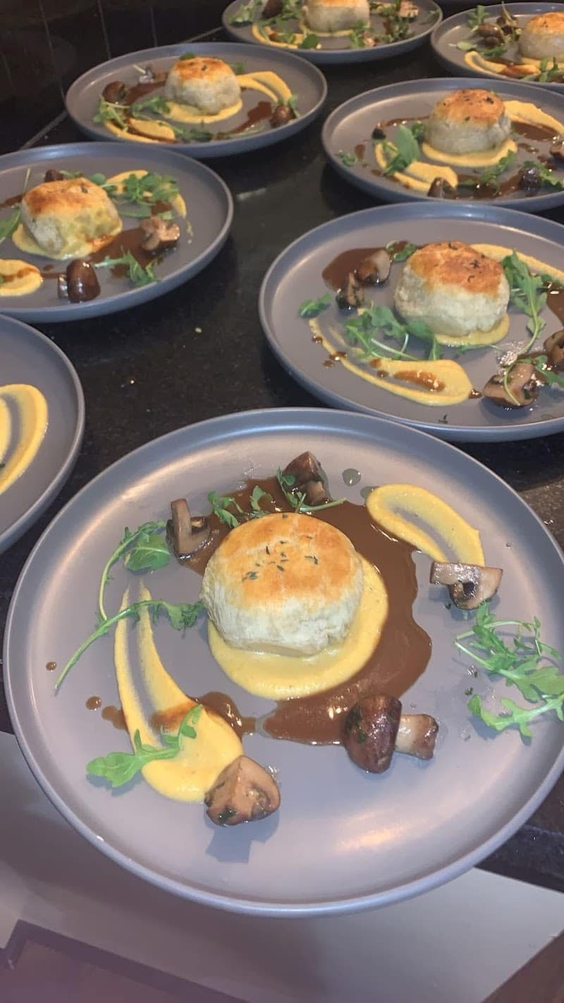 Custom Cuisine Catering LLC cover