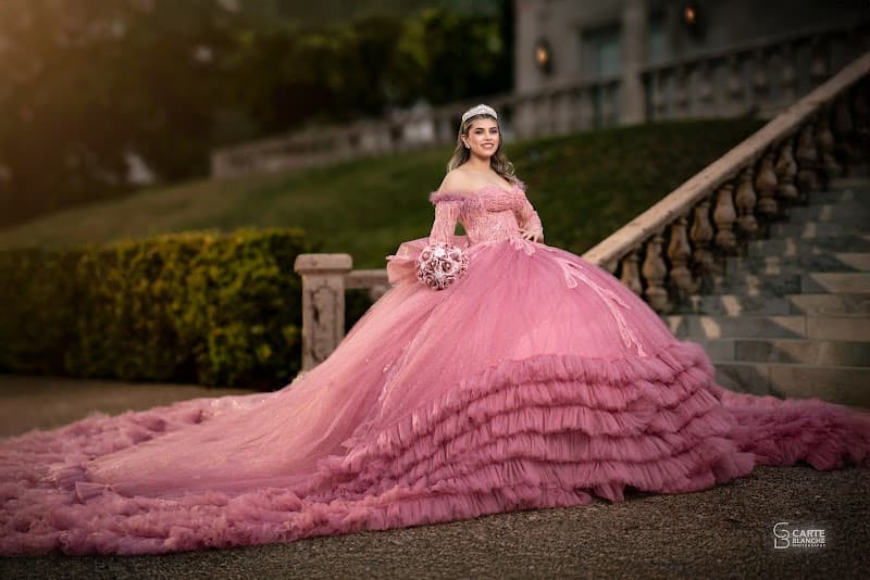 carte blanche photography cover