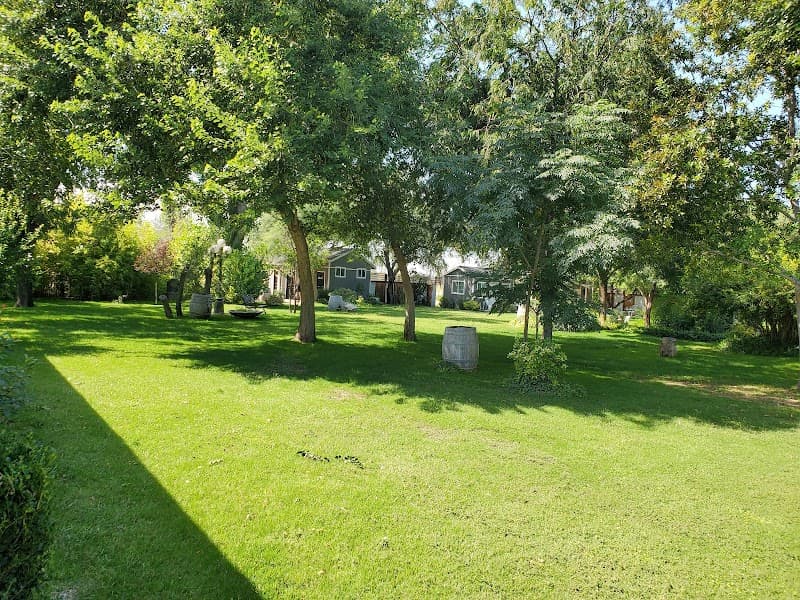 Medella Vina Ranch cover
