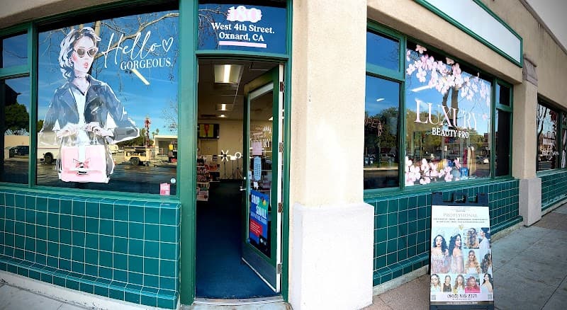 Luxury Beauty Pro by Editheztilizta cover