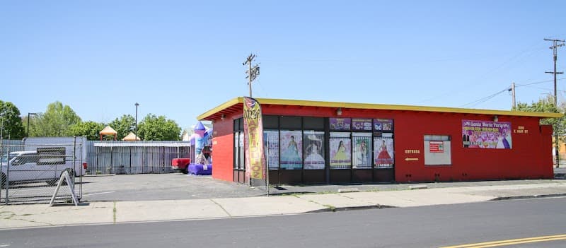 Santa Maria Party Store cover