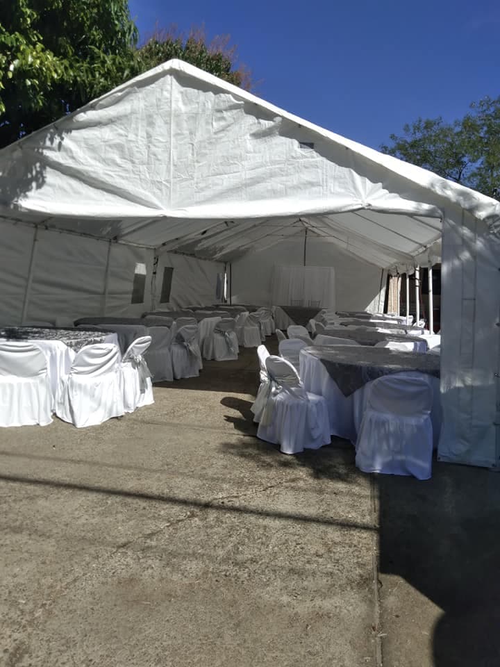 De Leon's Party Rentals cover