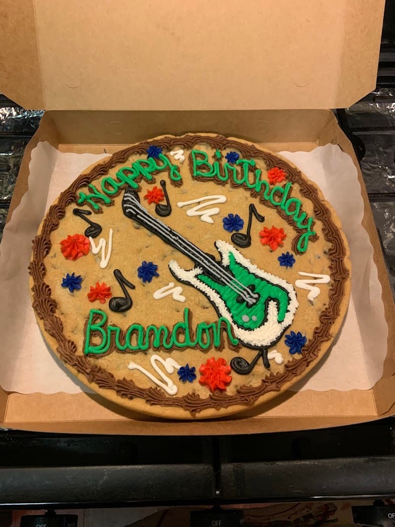 Ms. Piggy's Custom Bake Shoppe cover