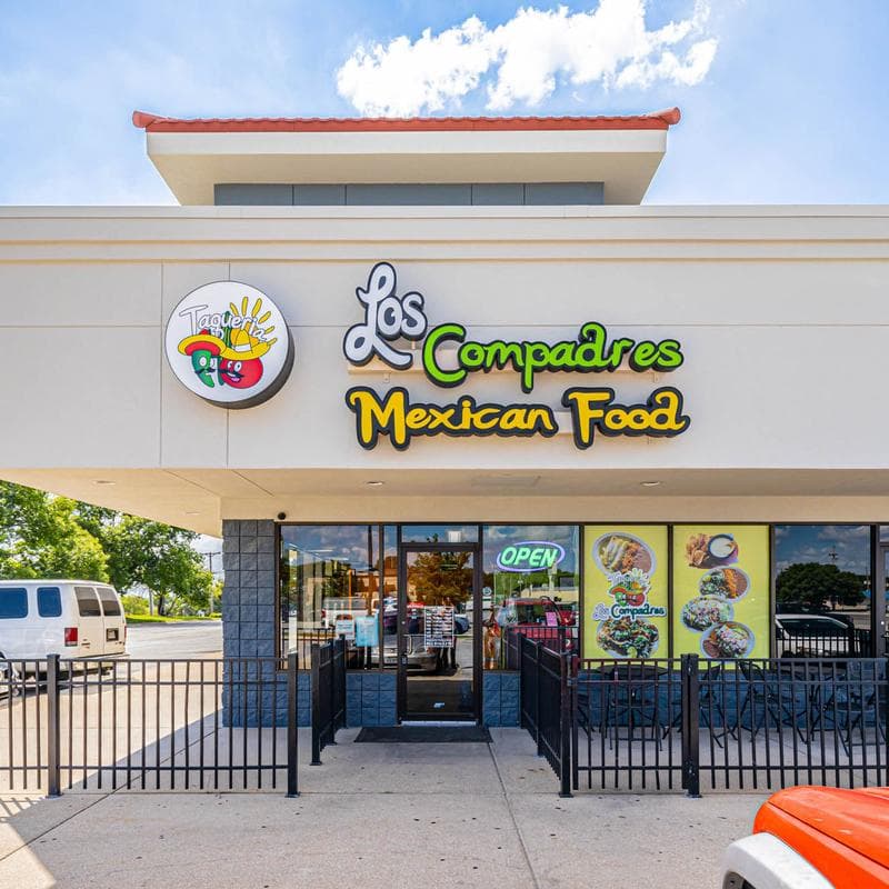 Taqueria Los Compadres cover