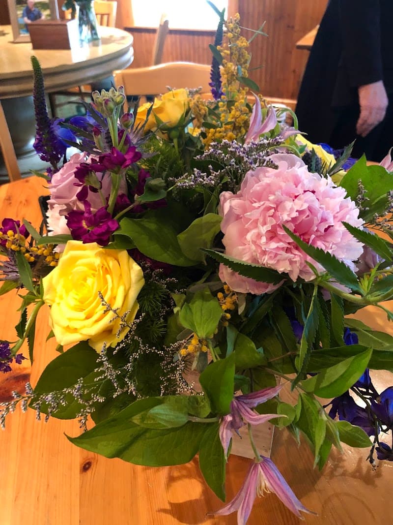 Wolfe Wholesale Florist, Inc. cover