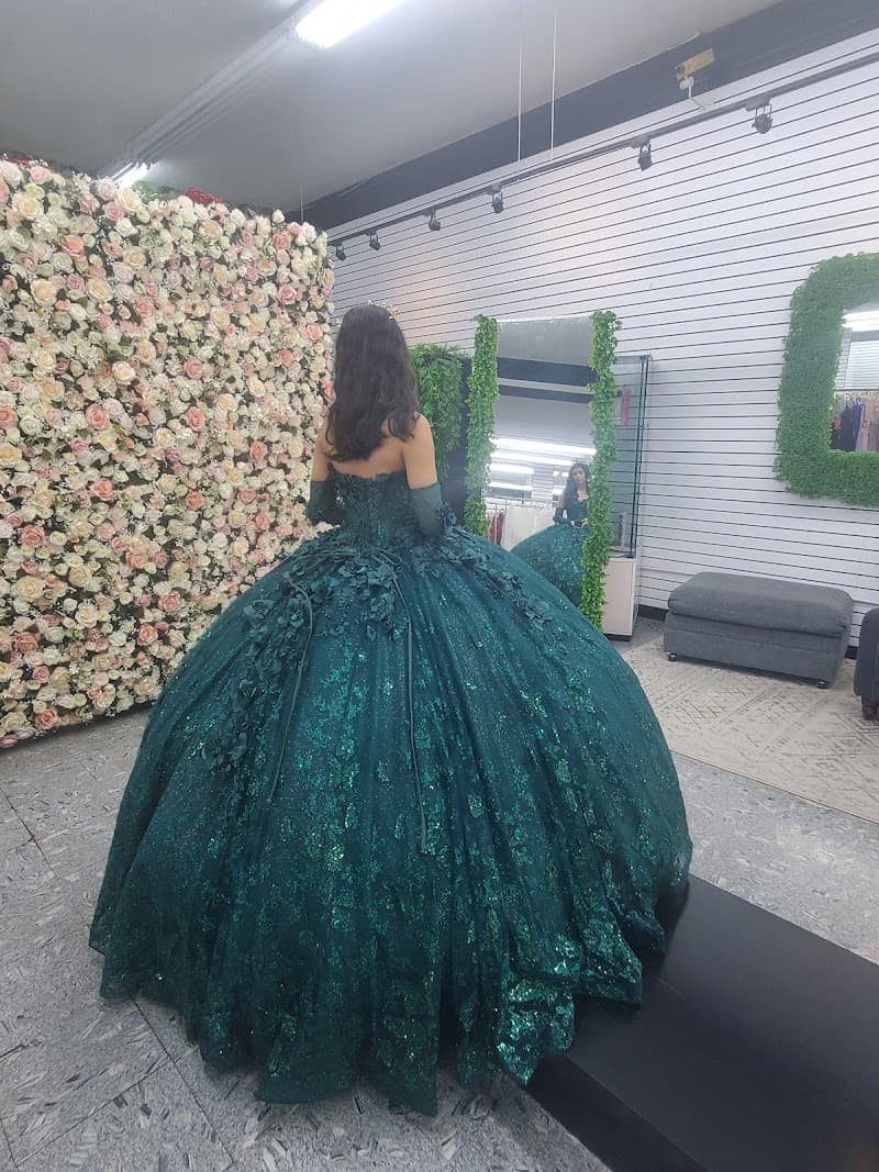 La Novia Wedding Boutique cover