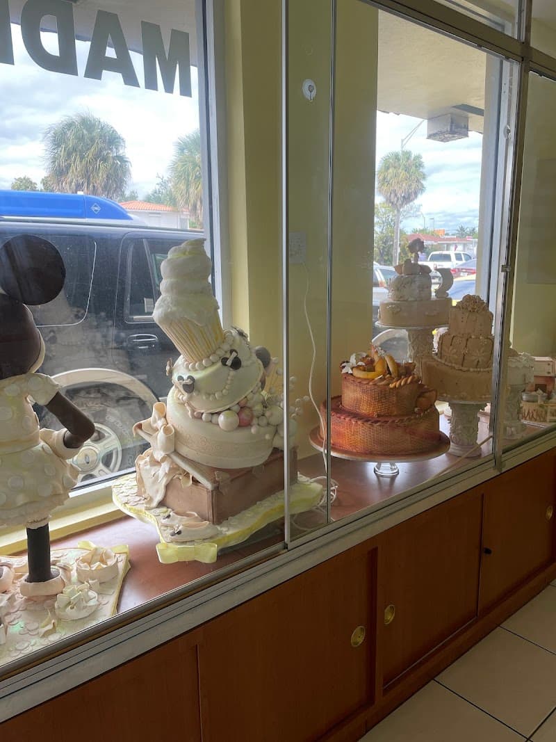 Madelyn's Cake cover