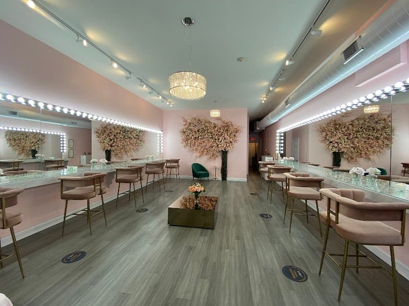 Diva Glam Spa & Makeup Studio cover