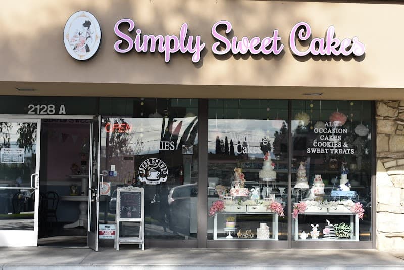 Simply Sweet Cakes cover