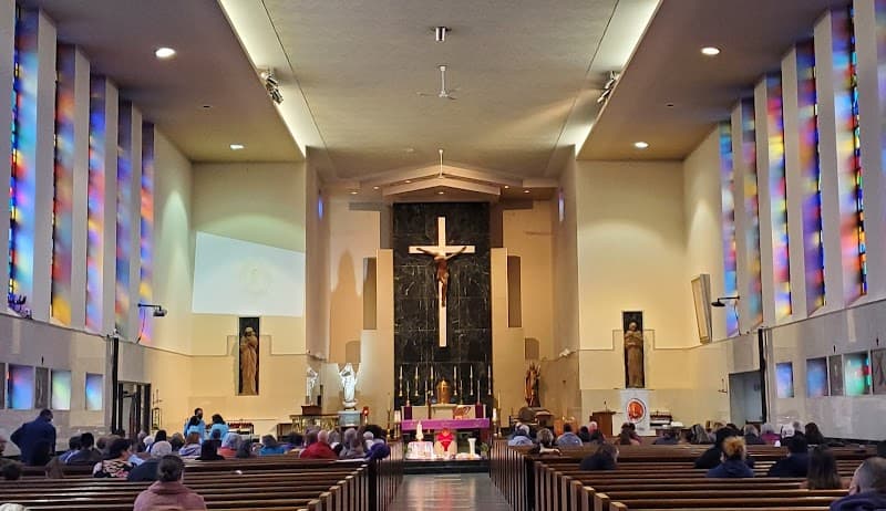 María Reina De La Paz Parish-St. Laurence O’Toole Church cover