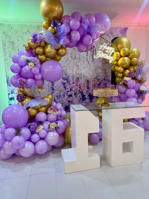 We R Innovations cover