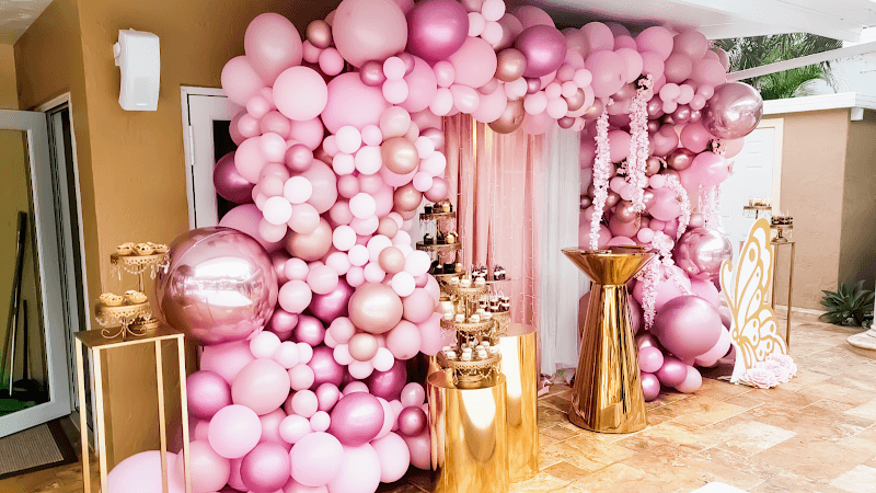 Mayo Balloons decorations cover