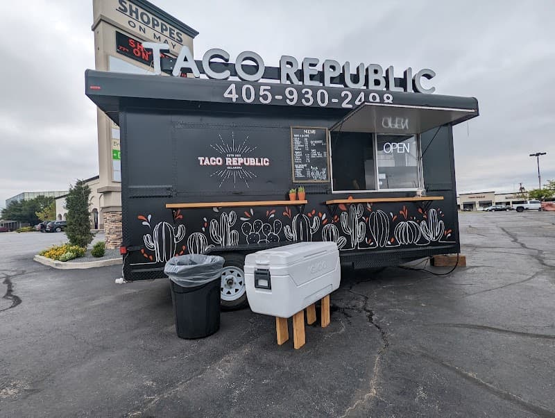 Taco Empire-FOODTRUCK cover