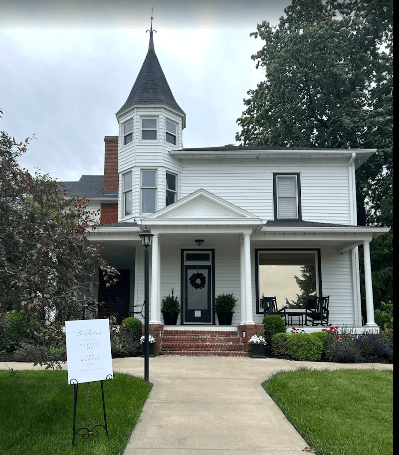 Sobremesa Event Rentals cover