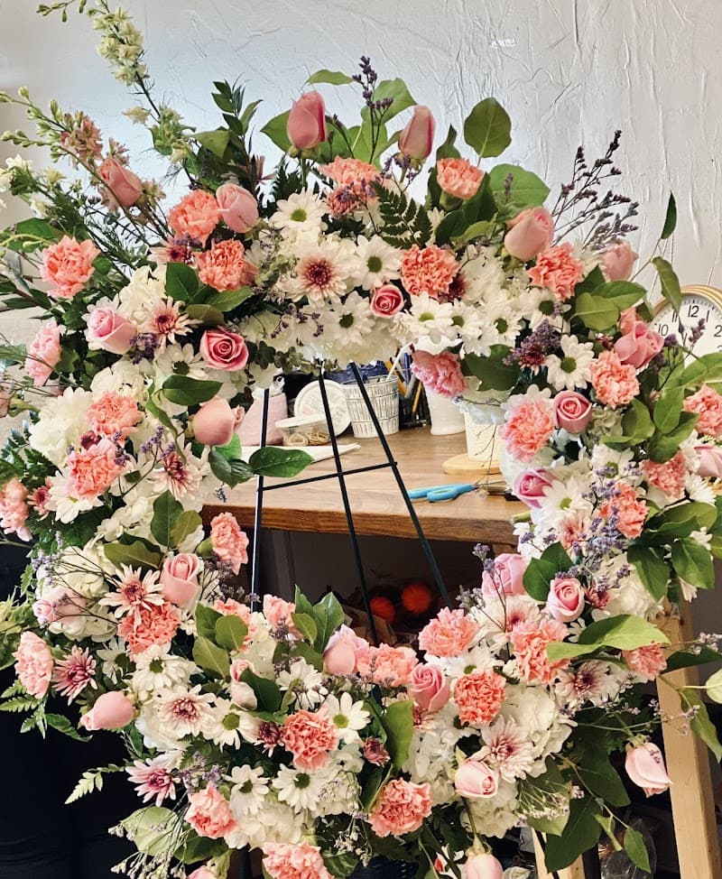 Rae’s Dillon Chapin Florist cover