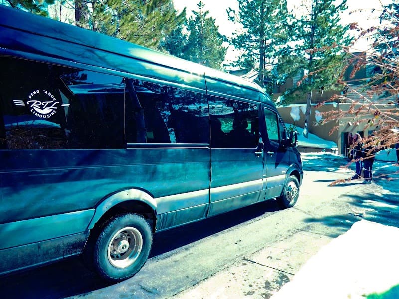Reno Tahoe Limousine cover