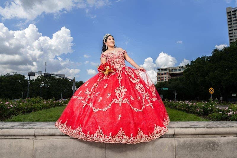 Iliana's Boutique cover
